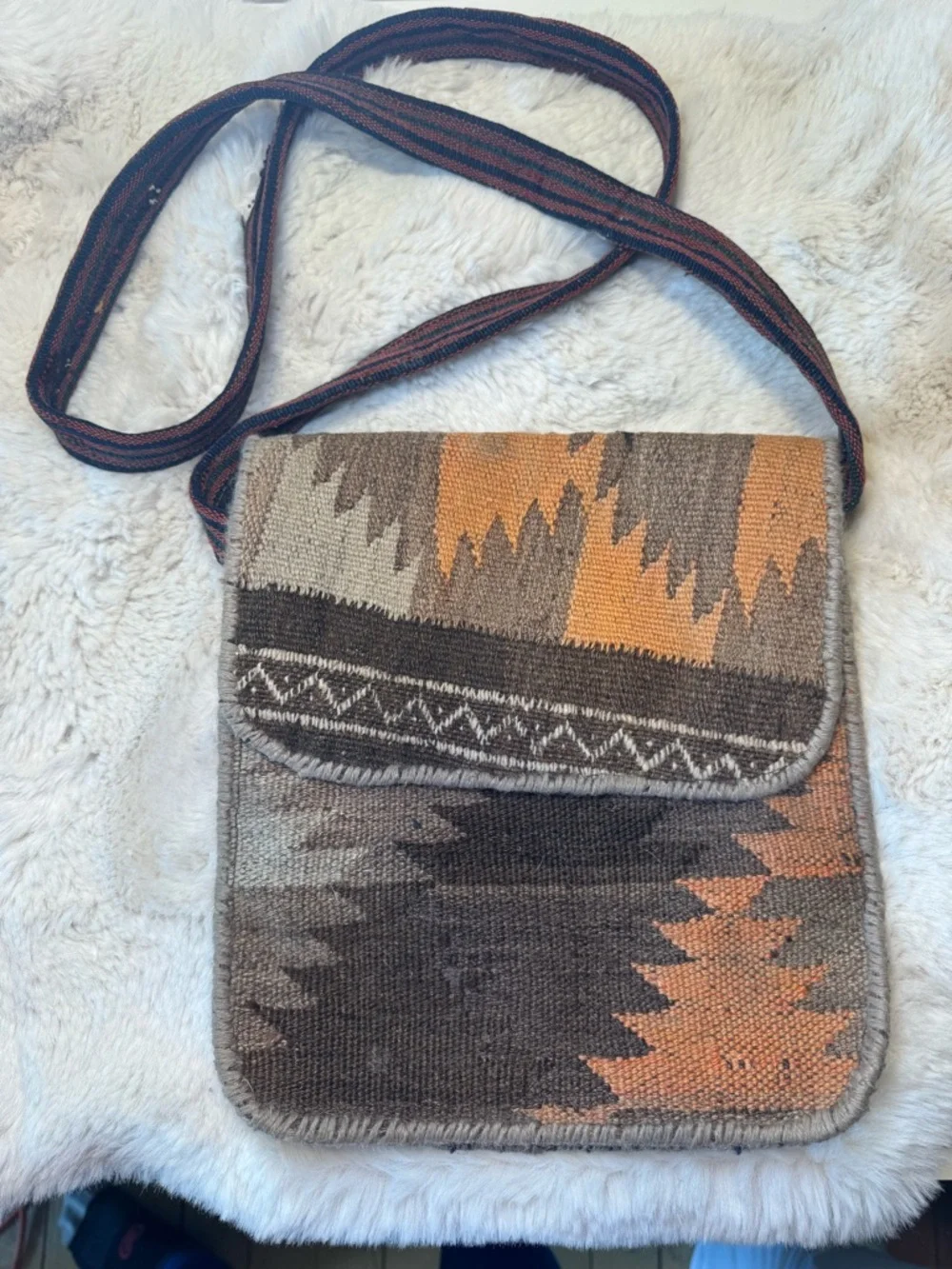 Vintage bohemian southwestern wool crossbody woven bag festival hippy Aztec boho